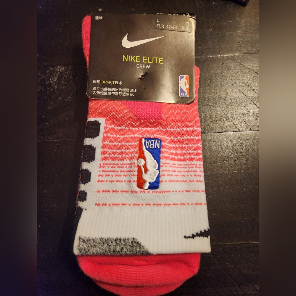 Nike Elite NBA pink socks